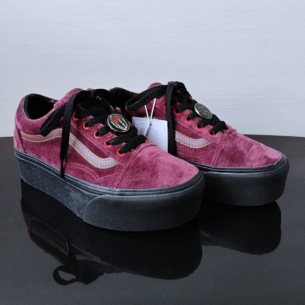 Vans Women's Vans x Disney Old Skool Stackform 'Poison Apple' in Mahogany Velvet - Picture 2 of 16